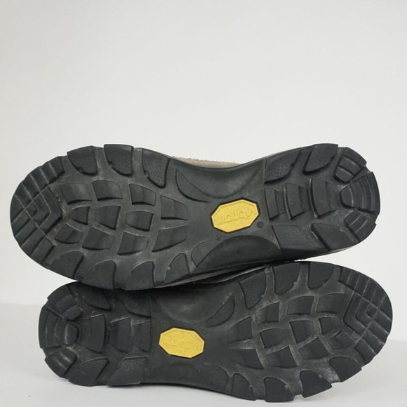 vasque vibram hiking boots women's